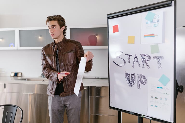 Top 10 Resources and Tips for Startup Branding Agencies